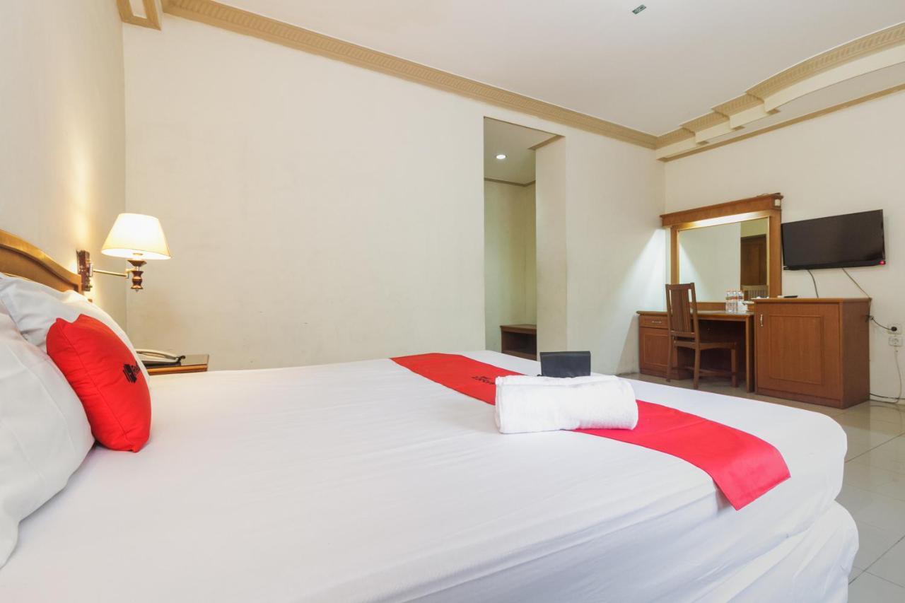 Reddoorz Plus Near Taman Siring Benuaanyar Exterior foto